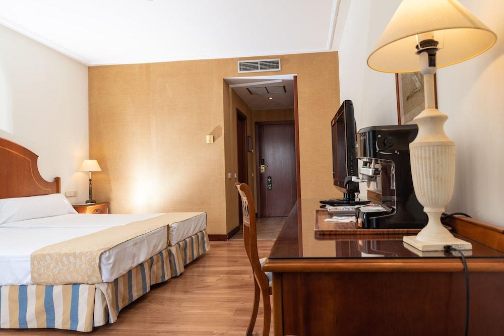 Termes Montbrio Hotel & Spa Монбріо-дель-Камп Екстер'єр фото