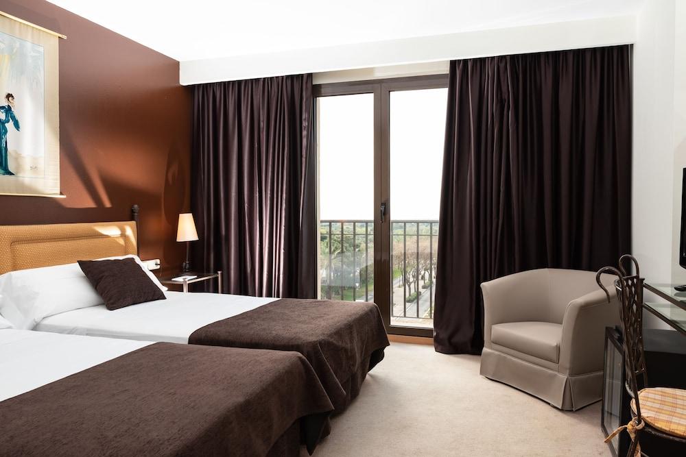 Termes Montbrio Hotel & Spa Монбріо-дель-Камп Екстер'єр фото