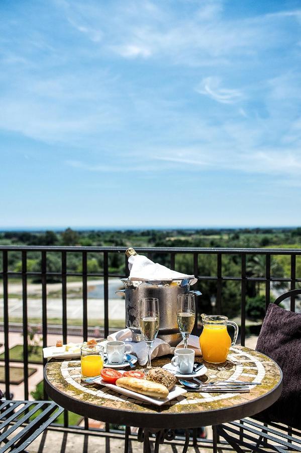 Termes Montbrio Hotel & Spa Монбріо-дель-Камп Екстер'єр фото